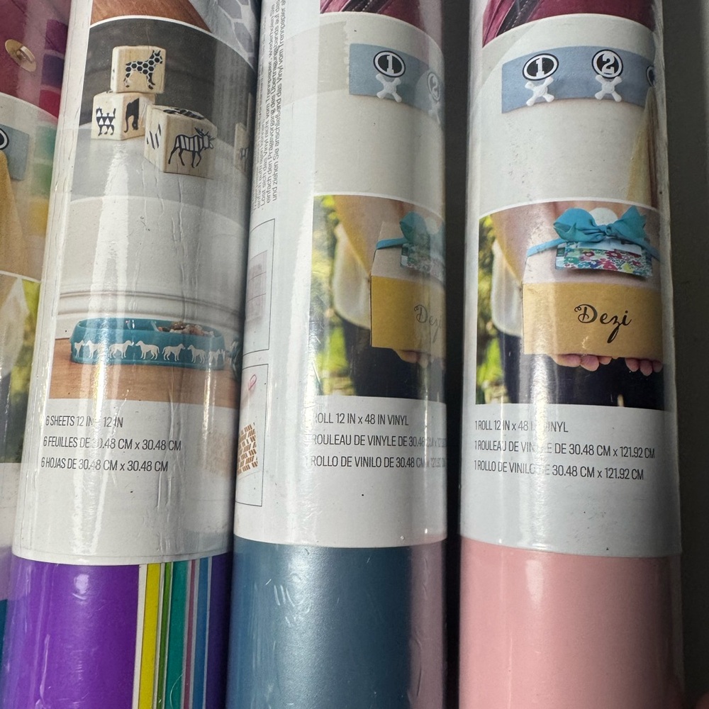 Cricut Premium Permanent Vinyl Bundle Lot (4 Rolls) Glossy Colors New Sealed - Picture 5 of 9